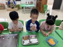 HOẠT ĐỘNG TRẢI NGHIỆM LÀM BÁNH TRÔI NƯỚC