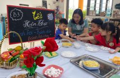HOẠT ĐỘNG TRẢI NGHIỆM LÀM BÁNH TRÔI NƯỚC
