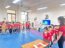 Chuyên đề " ỨNG DỤNG PPGD TIÊN TIẾN-NÂNG CAO HOẠT ĐỘNG THỂ CHẤT".