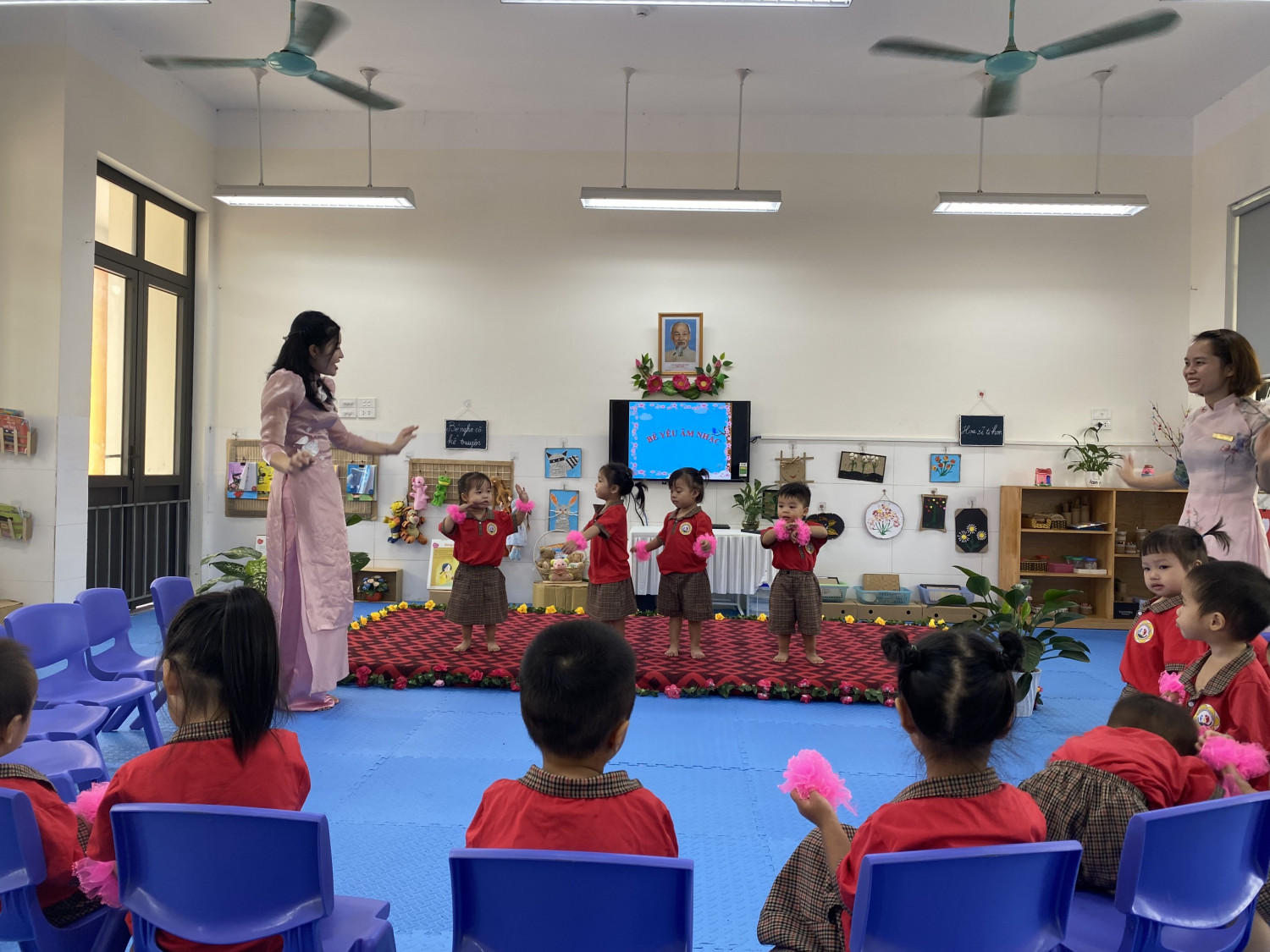 TRƯỜNG MN PHƯƠNG TRUNG II THAM DỰ HỘI THI GIÁO VIÊN GIỎI CẤP HUYỆN